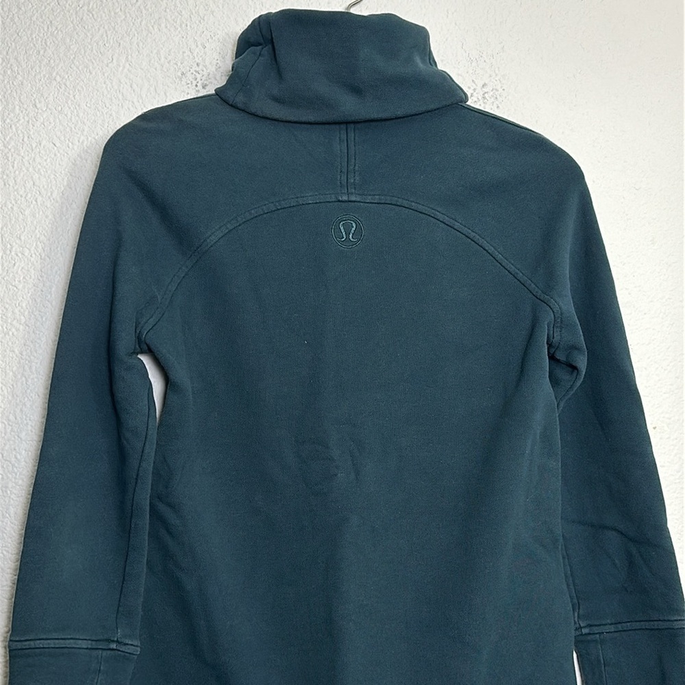 Lululemon To You Tunic‎ Submarine Size 2 Turtleneck Pullover Sweater Cozy AS IS